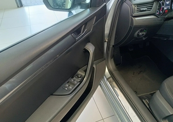 Skoda Superb cena 74900 przebieg: 149999, rok produkcji 2020 z Poznań małe 466